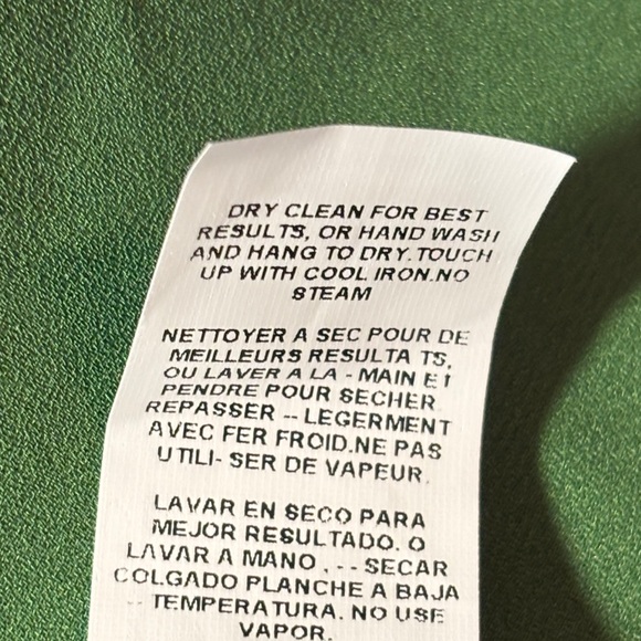 Karen Kane Green Bracelet Sleeve Asymmetric Top Women's Size 3X - Picture 7 of 7